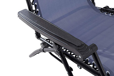 Sunjoy-Zero-Gravity-Chair-Review-armrests